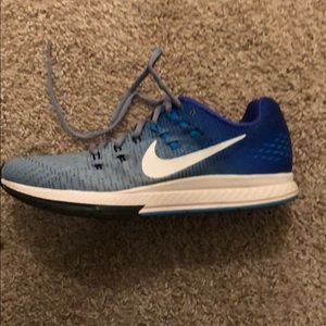 Men’s Nike Zoom Structure 19 US Size 9